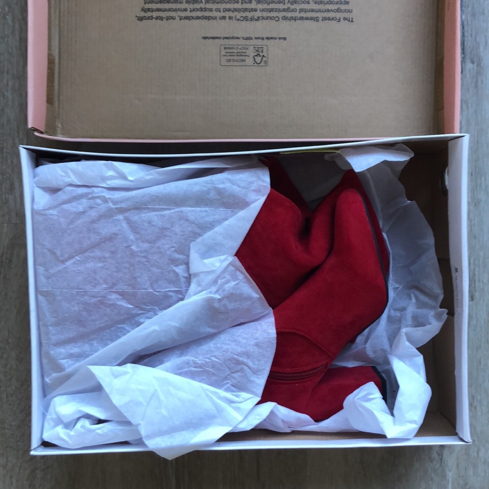 NEW [Wild Pair] Bravy Red Suede Over-The-Knee Boots Women's, Multiple Sizes! - Picture 5 of 5